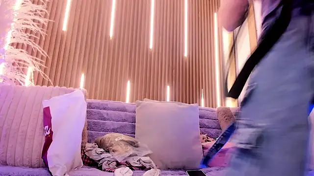 ArianaSantana online show from December 14, 12:54 pm