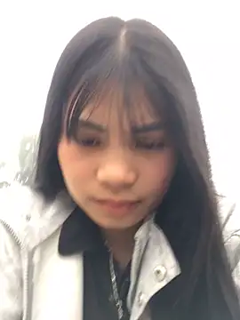 Snapshot of Nh64 chatting on February 4, 6:19 am Nh64 online show from February 4, 6:19 am