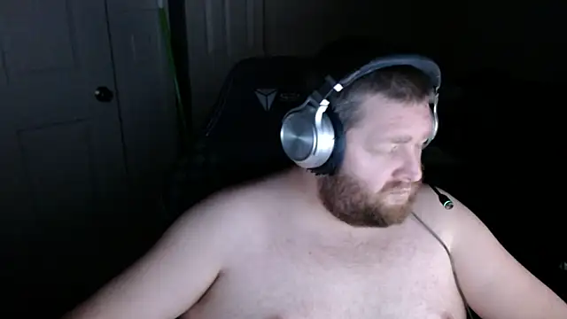 Snapshot of NeedyGlister chatting on September 30, 8:08 am NeedyGlister online show from September 30, 8:08 am