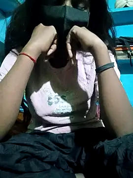 Snapshot of Pari_queen_44 chatting on October 24, 4:47 pm Pari queen 44 online show from October 24, 4:47 pm