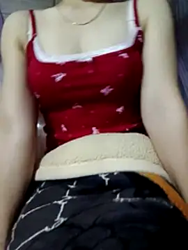 LucyyLy online show from December 1, 11:37 am