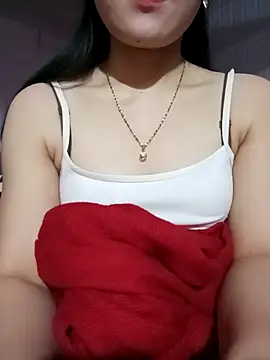 Snapshot of LucyyLy chatting on March 16, 12:17 am LucyyLy online show from March 16, 12:17 am