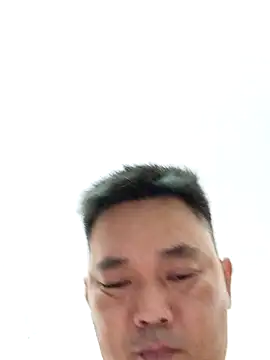 NguyenTrungHieu81 online show from May 17, 6:55 am