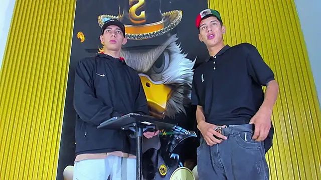 Dante Brown1  online show from October 22, 8:41 pm