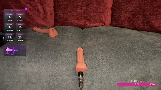 Snapshot of femboydani_x chatting on October 7, 11:24 pm femboydani x online show from October 7, 11:24 pm