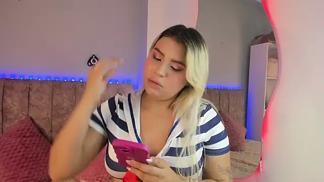 naomi sanz online show from May 21, 5:03 am
