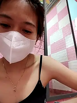 Snapshot of Zinzin9x chatting on October 18, 4:19 pm Zinzin9x online show from October 18, 4:19 pm