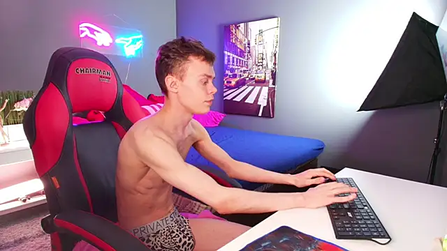 Brad Myles online show from October 1, 2:45 pm