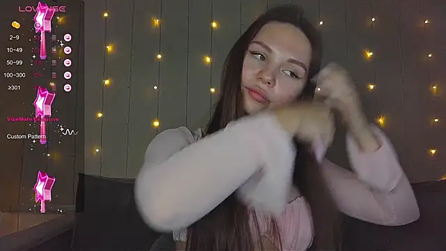 Snapshot of nature_starlight chatting on November 6, 3:02 pm nature starlight online show from November 6, 3:02 pm