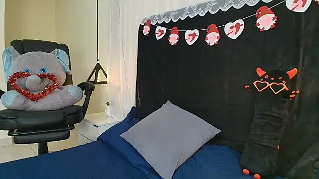 IvyBelle  online show from February 14, 12:13 pm