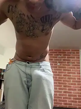 Snapshot of condenovin chatting on September 18, 4:20 pm condenovin online show from September 18, 4:20 pm