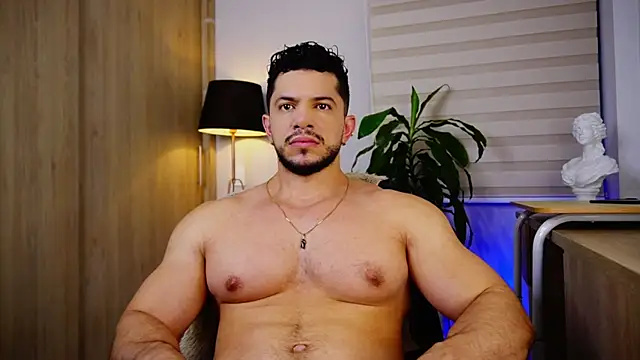 Erick Thompsonx online show from December 3, 10:30 pm