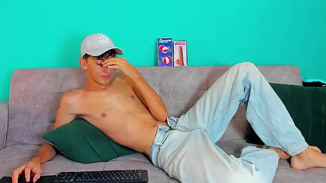 Maikol Ortiz online show from October 24, 12:23 pm