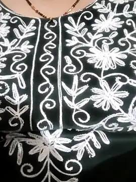 rekha 09 online show from December 17, 6:25 pm