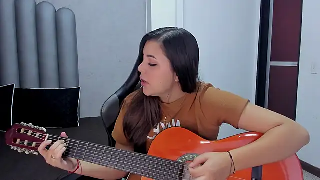 Charlotte-Star online show from November 29, 7:50 pm