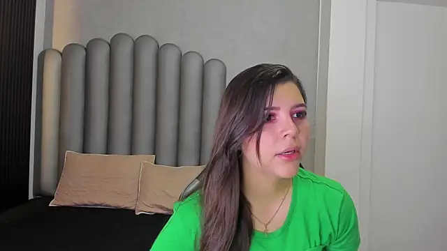 Charlotte-Star online show from December 2, 7:42 pm