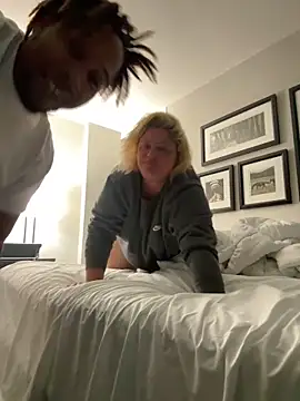 bbwbubbles77 online show from November 12, 3:56 pm