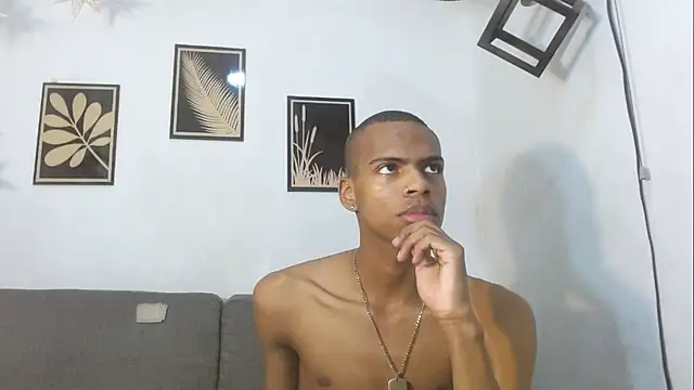 criss zuri online show from September 16, 12:17 pm