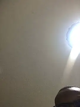 criss zuri online show from January 15, 12:32 pm