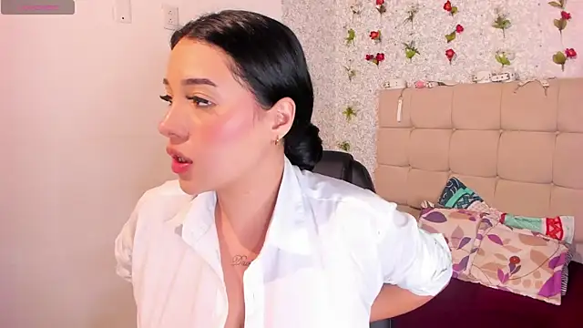 Snapshot of Scarlett_Hot7 chatting on September 12, 5:07 am Scarlett Hot7 online show from September 12, 5:07 am