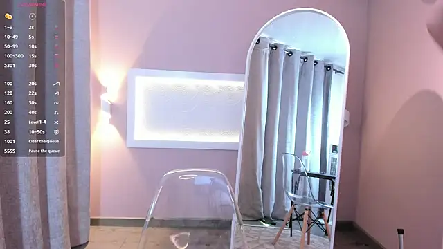 kaylii purple online show from December 5, 12:25 pm