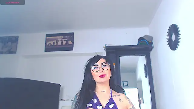 Vicky hotmilf online show from July 15, 10:42 am