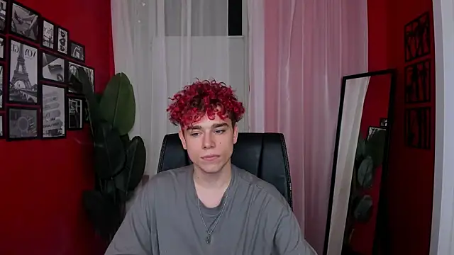 Snapshot of Blaiz_Vok chatting on October 20, 8:42 pm Blaiz Vok online show from October 20, 8:42 pm