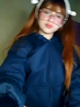 elizabeth05 online show from October 15, 8:25 am