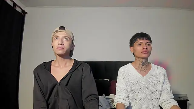 mhatias  online show from November 16, 3:34 am