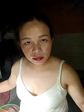 Snapshot of KumChyn chatting on October 2, 1:34 am KumChyn online show from October 2, 1:34 am
