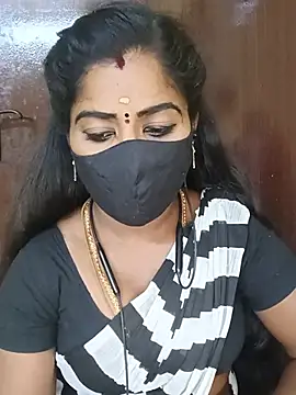 Snapshot of tamilammukuttyy chatting on July 26, 4:58 pm tamilammukuttyy online show from July 26, 4:58 pm