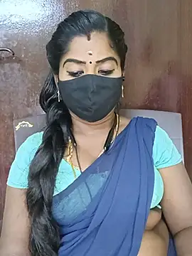 Snapshot of tamilammukuttyy chatting on July 29, 5:55 pm tamilammukuttyy online show from July 29, 5:55 pm