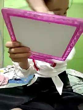 Tin tanny online show from November 3, 12:46 am