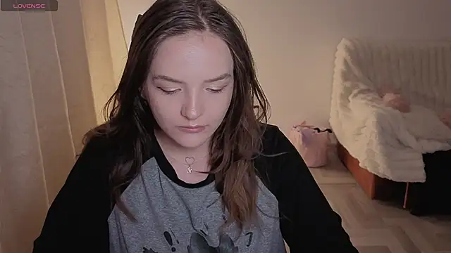 Snapshot of -Meowy- chatting on August 7, 10:34 pm -Meowy- online show from August 7, 10:34 pm