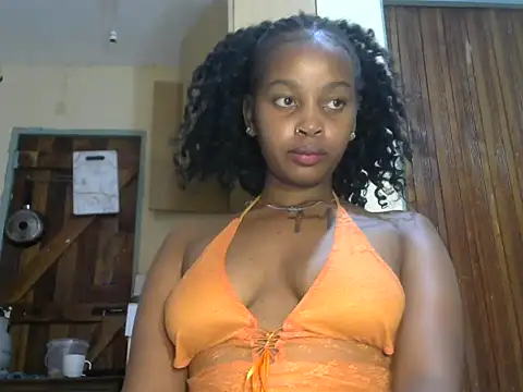 Snapshot of Lattie1 chatting on October 20, 3:23 pm Lattie1 online show from October 20, 3:23 pm