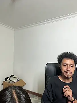 GiorgiaLuxee online show from November 23, 12:10 am