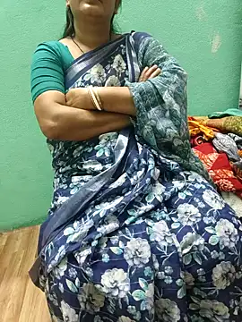 Snapshot of desi_boudi87 chatting on February 28, 10:49 am desi boudi87 online show from February 28, 10:49 am