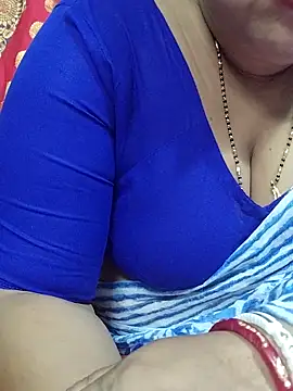 Snapshot of desi_boudi87 chatting on March 10, 5:29 pm desi boudi87 online show from March 10, 5:29 pm