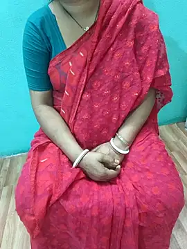 Snapshot of desi_boudi87 chatting on March 11, 9:48 am desi boudi87 online show from March 11, 9:48 am
