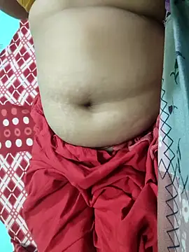 Snapshot of desi_boudi87 chatting on April 8, 6:19 pm desi boudi87 online show from April 8, 6:19 pm