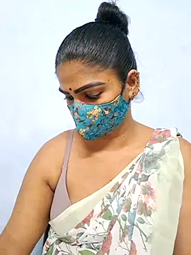 Snapshot of sherlin24 chatting on October 3, 3:53 pm sherlin24 online show from October 3, 3:53 pm