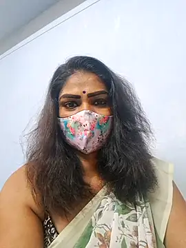 Snapshot of sherlin24 chatting on October 9, 5:27 am sherlin24 online show from October 9, 5:27 am