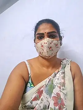 Snapshot of sherlin24 chatting on October 18, 4:41 pm sherlin24 online show from October 18, 4:41 pm