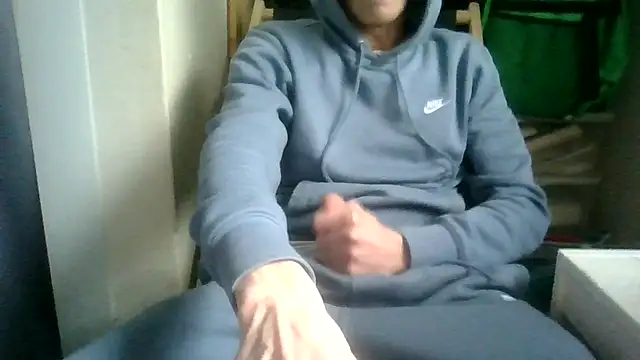 Snapshot of juju78jujuu chatting on December 22, 8:22 am juju78jujuu online show from December 22, 8:22 am