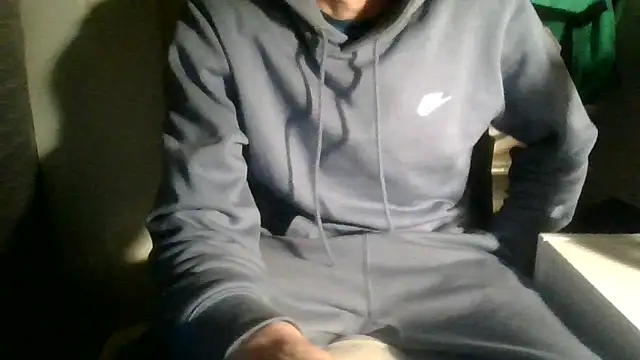 Snapshot of juju78jujuu chatting on January 17, 8:23 pm juju78jujuu online show from January 17, 8:23 pm