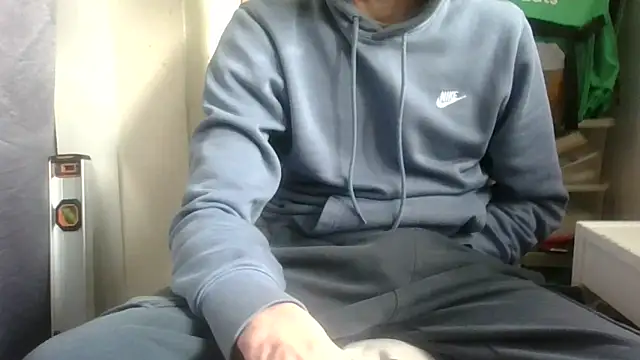 Snapshot of juju78jujuu chatting on February 23, 8:33 am juju78jujuu online show from February 23, 8:33 am