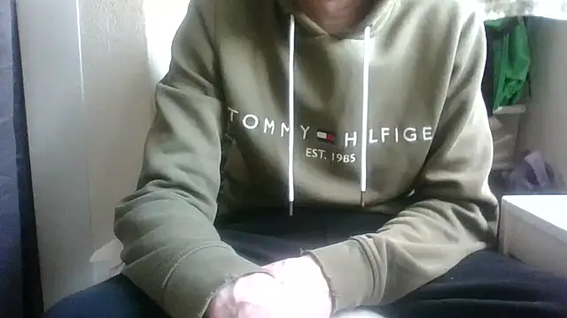 Snapshot of juju78jujuu chatting on March 1, 3:36 pm juju78jujuu online show from March 1, 3:36 pm