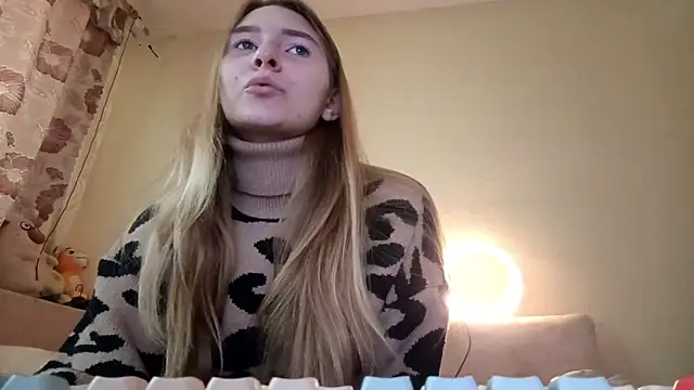 Nymera flare online show from September 15, 7:19 am