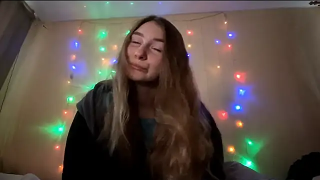 Nymera flare online show from December 19, 7:26 am