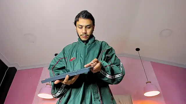 Boss Domiinator online show from March 22, 12:08 pm